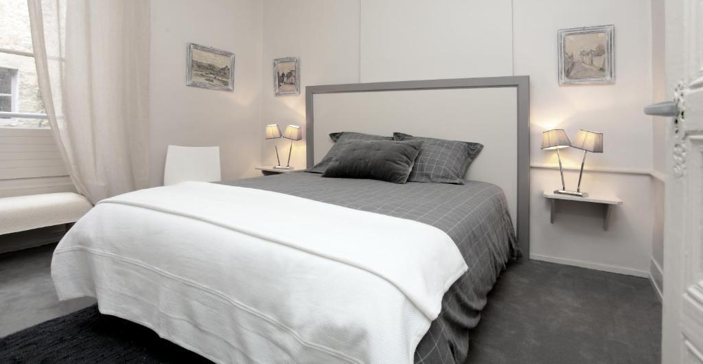 Suites De La Tour Perigueux Centre ภายนอก รูปภาพ