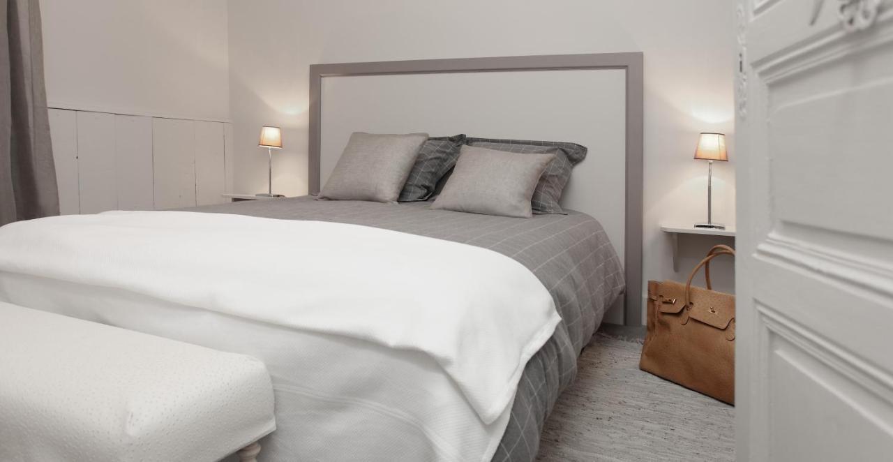 Suites De La Tour Perigueux Centre ภายนอก รูปภาพ